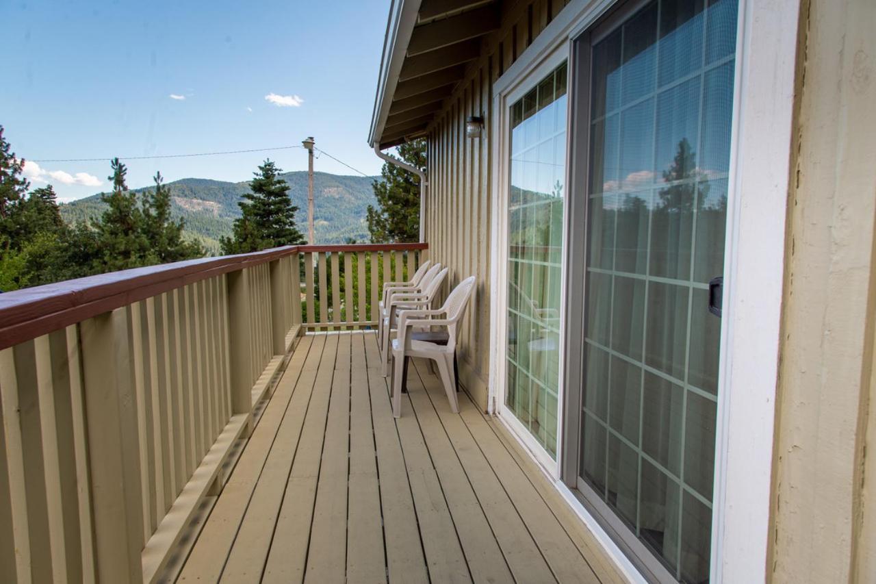 Swiss Holiday Lodge Маунт Шаста Екстериор снимка